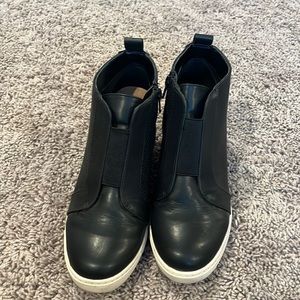Black, high top sneakers